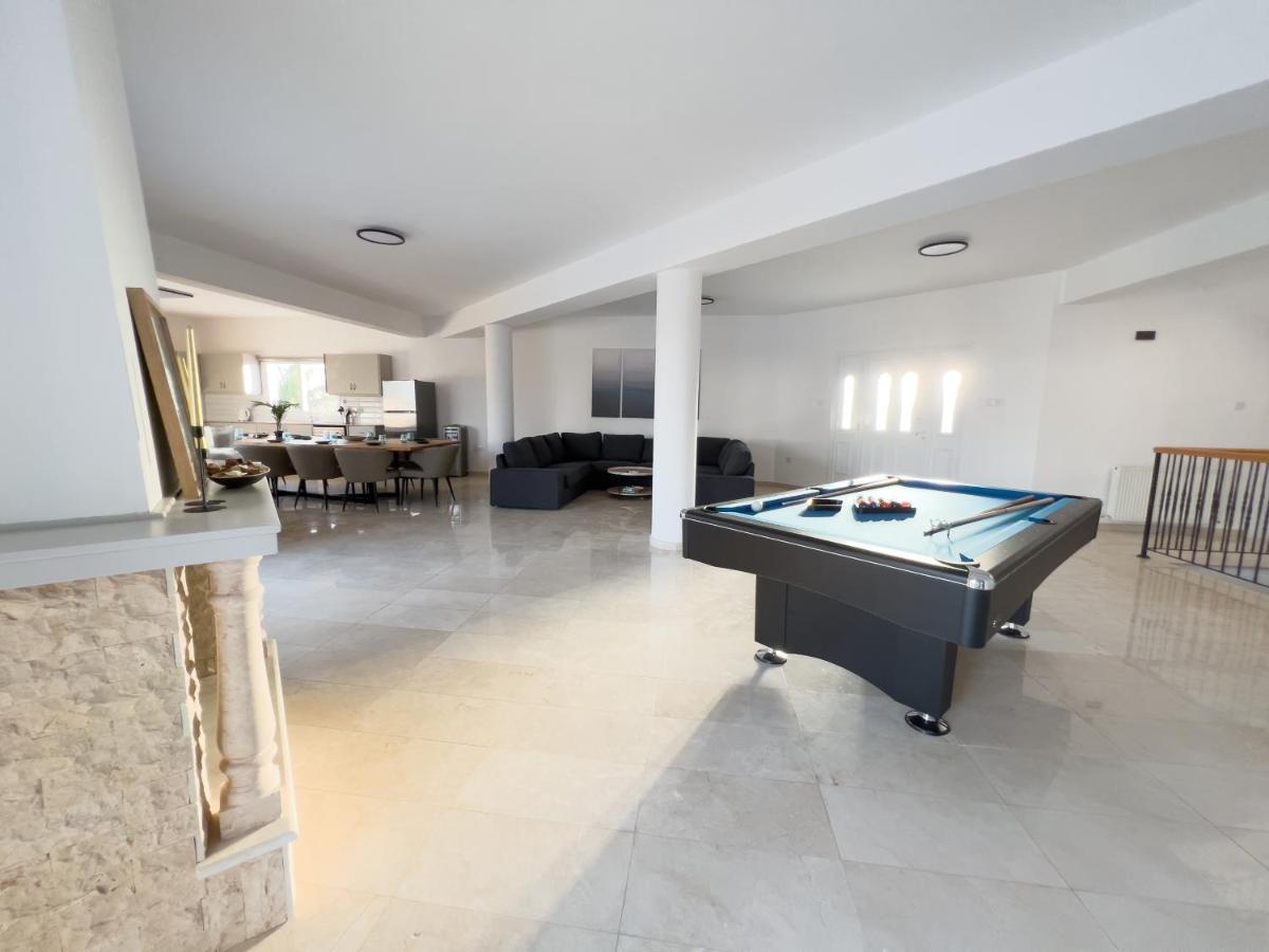 Grand Villa Lynn Seaview Ayia Napa Ngoại thất bức ảnh