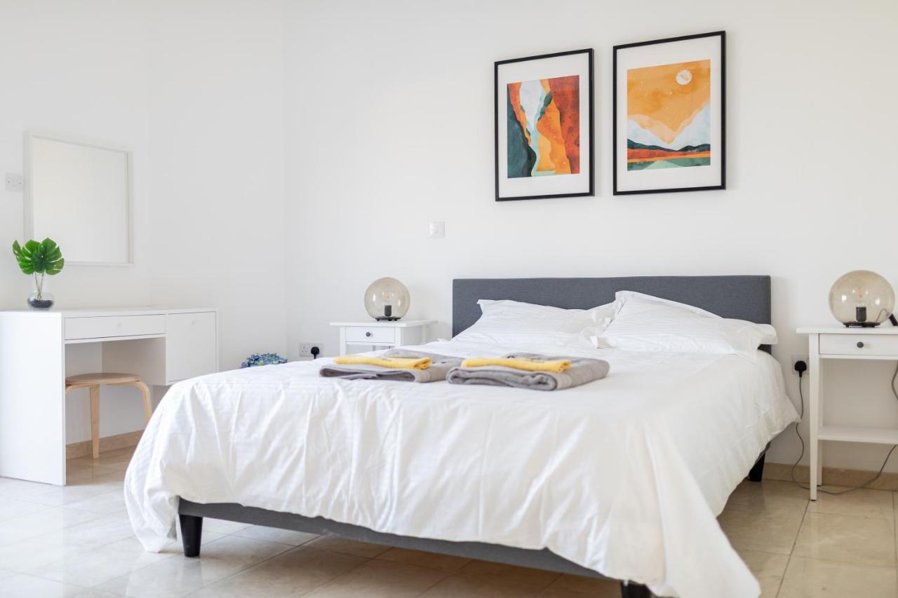 Grand Villa Lynn Seaview Ayia Napa Ngoại thất bức ảnh